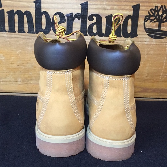 Timberland Classic Boots Women’s Size 9 - Picture 5 of 8